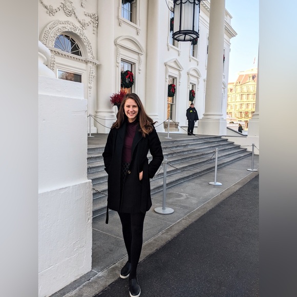 Meet your Posher, Mary Catherine - Picture 3 of 4